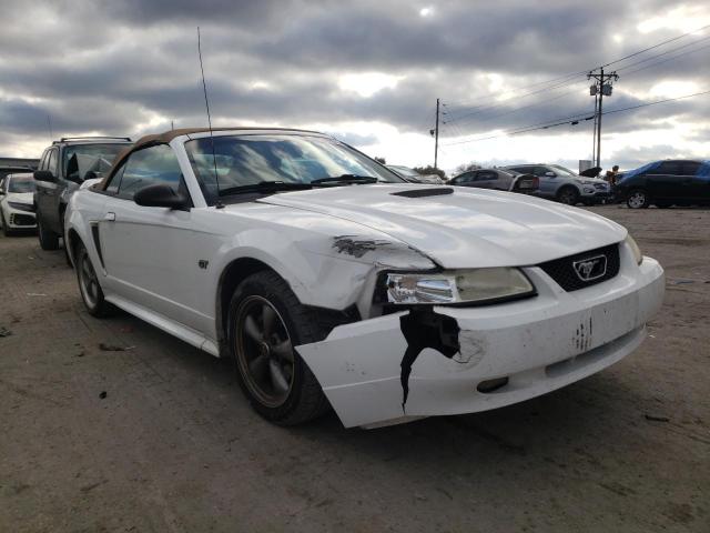 FORD MUSTANG GT 2000 with VIN 1FAFP45X4YF272200 - Photo from auction