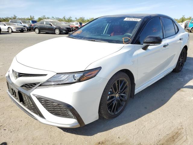 Photo 2 from auction – 2022 TOYOTA CAMRY XSE with VIN 4T1K61AK2NU024289