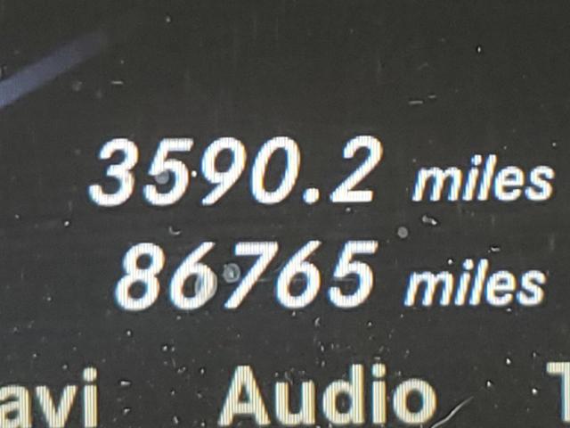 Photo 8 from auction – 2012 MERCEDES-BENZ S 550 with VIN WDDNG7DB0CA467607