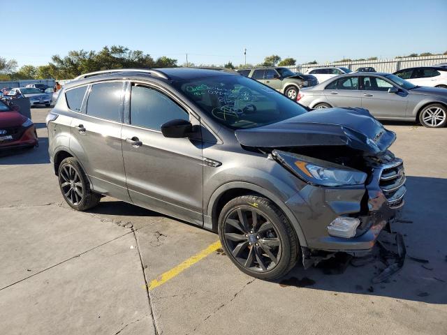 Photo 4 from auction – 2017 FORD ESCAPE SE with VIN 1FMCU0GD2HUE34706