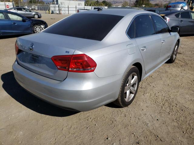 Photo 4 from auction – 2012 VOLKSWAGEN PASSAT SE with VIN 1VWBP7A34CC108644