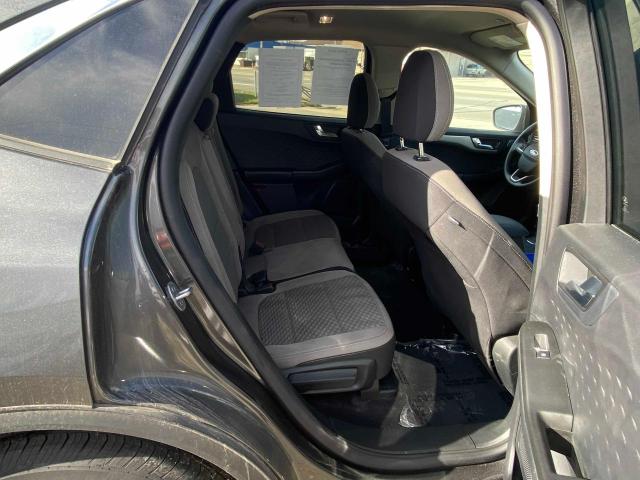 Photo 6 from auction – 2020 FORD ESCAPE SEL with VIN 1FMCU9H68LUA52001