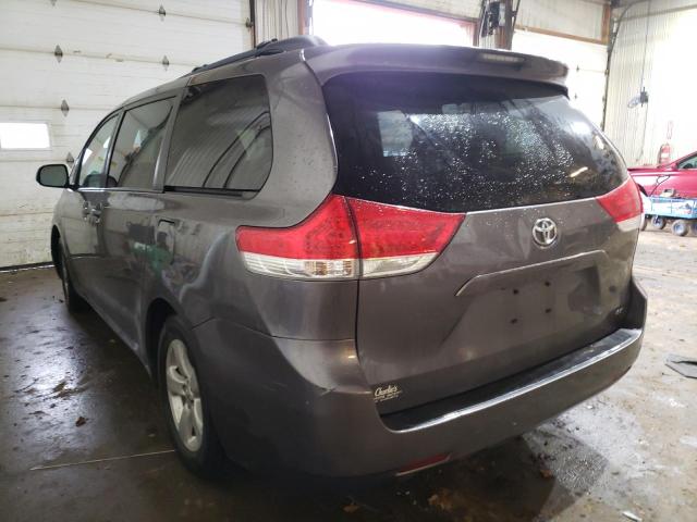 Zdjęcie 3 z aukcji – 2011 TOYOTA SIENNA LE z VIN 5TDKK3DC2BS001997