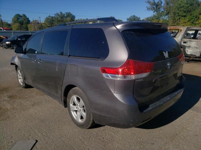 Photo 3 from auction – 2014 TOYOTA SIENNA LE with VIN 5TDKK3DC2ES447071