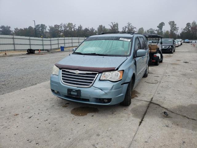 Photo 2 from auction – 2010 CHRYSLER TOWN & COU with VIN 2A4RR8D12AR414767