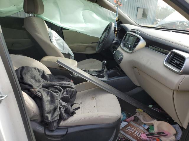 Photo 5 from auction – 2016 KIA SORENTO LX with VIN 5XYPGDA33GG147637