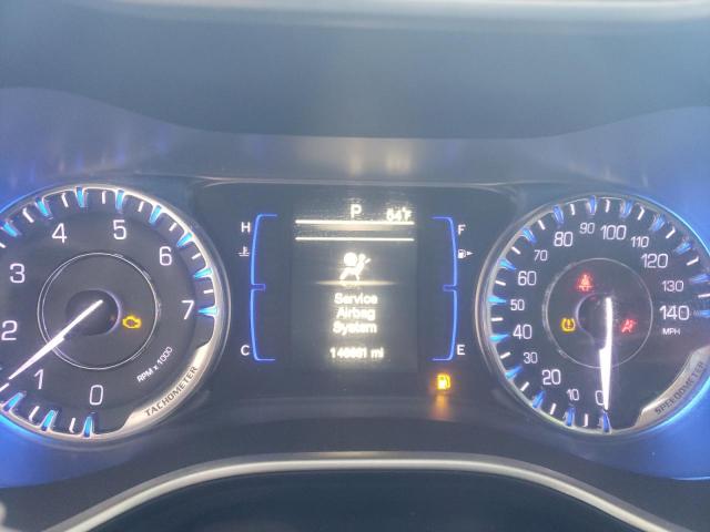 Photo 8 from auction – 2015 CHRYSLER 200 LIMITE with VIN 1C3CCCAB0FN612379