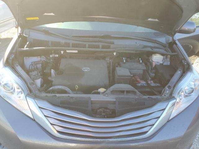 Photo 7 from auction – 2016 TOYOTA SIENNA XLE with VIN 5TDYK3DC2GS757055