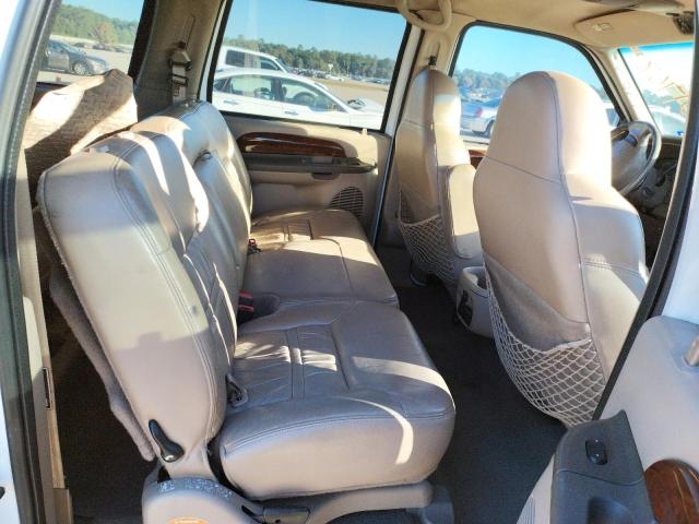 Photo 6 from auction – 2000 FORD EXCURSION with VIN 1FMNU42F2YEC77715