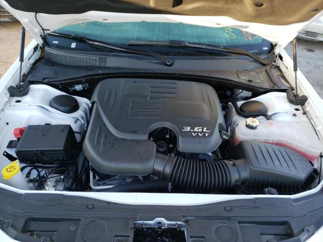 Photo 11 from auction – 2022 CHRYSLER 300 S with VIN 2C3CCABG3NH107619