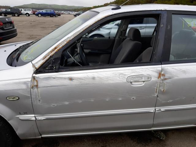 Photo 9 from auction – 2002 MAZDA PROTEGE with VIN JM1BJ225620637343
