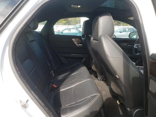 Photo 6 from auction – 2017 JAGUAR XF S with VIN SAJBM4BVXHCY43258