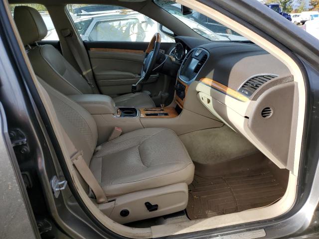Photo 5 from auction – 2012 CHRYSLER 300C with VIN 2C3CCAKT1CH193250