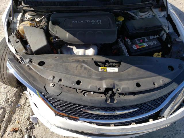 Photo 7 from auction – 2017 CHRYSLER 200 LIMITE with VIN 1C3CCCABXHN506962