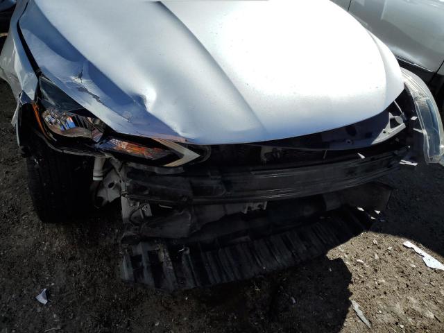 Photo 9 from auction – 2016 NISSAN SENTRA S with VIN 3N1AB7AP5GY302227