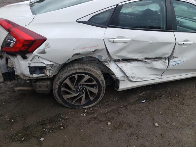 Photo 9 from auction – 2018 HONDA CIVIC EX with VIN 2HGFC2F74JH576612