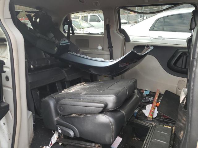 Photo 6 from auction – 2013 CHRYSLER TOWN & COU with VIN 2C4RC1BG6DR630809