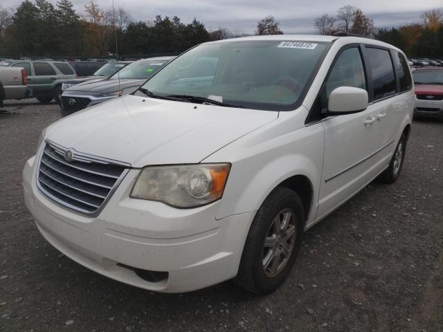 Photo 2 from auction – 2010 CHRYSLER TOWN & COU with VIN 2A4RR5D14AR493714