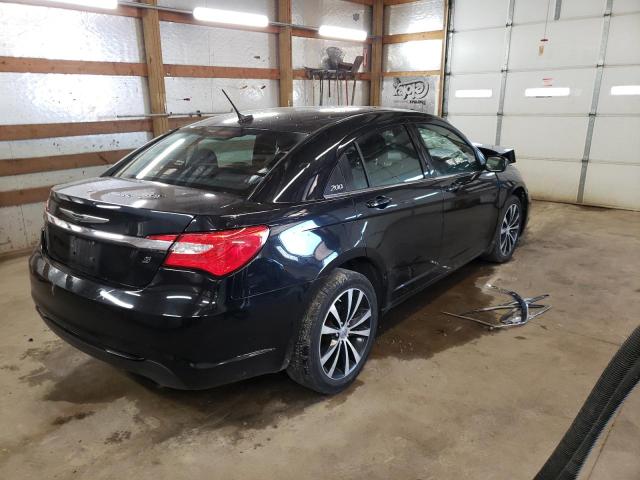Photo 4 from auction – 2013 CHRYSLER 200 TOURIN with VIN 1C3CCBBB0DN570821