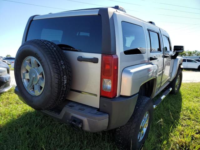 Photo 4 from auction – 2006 HUMMER H3 with VIN 5GTDN136968269352