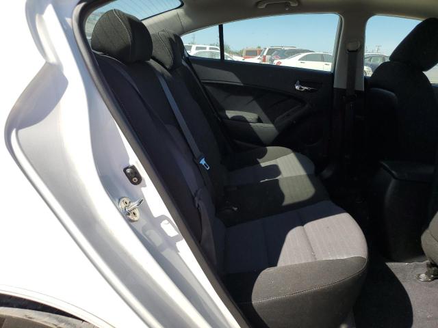 Photo 6 from auction – 2018 KIA FORTE LX with VIN 3KPFL4A73JE240821