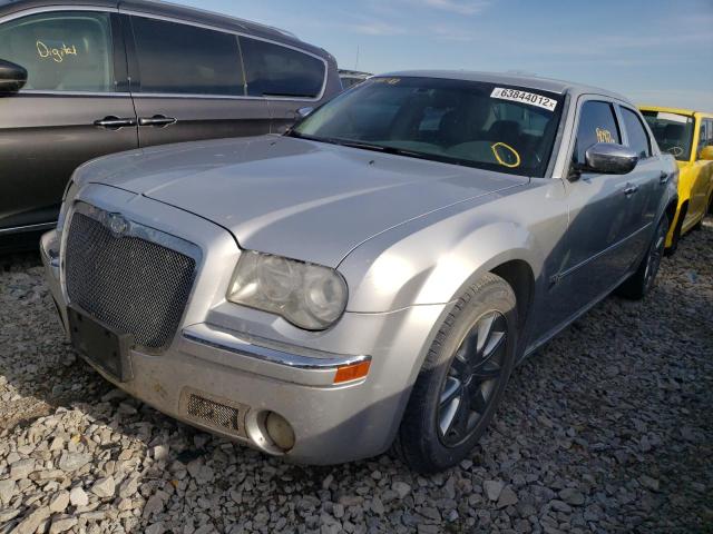 صورة رقم 2 من المزاد - 2007 CHRYSLER 300C مع VIN 2C3KA63H67H889715