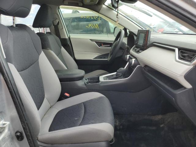 Photo 5 from auction – 2019 TOYOTA RAV4 XLE with VIN JTMW1RFV3KD029969