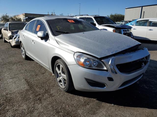 VOLVO S60 T5 2012 with VIN YV1622FSXC2048309 - Photo from auction