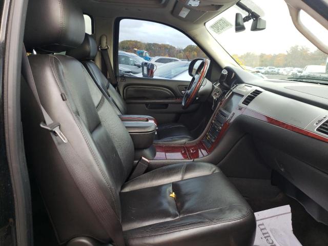 Photo 5 from auction – 2010 CADILLAC ESCALADE L with VIN 1GYUKBEF3AR276202