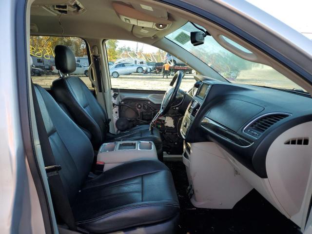 Photo 5 from auction – 2012 CHRYSLER TOWN & COU with VIN 2C4RC1BG1CR234205
