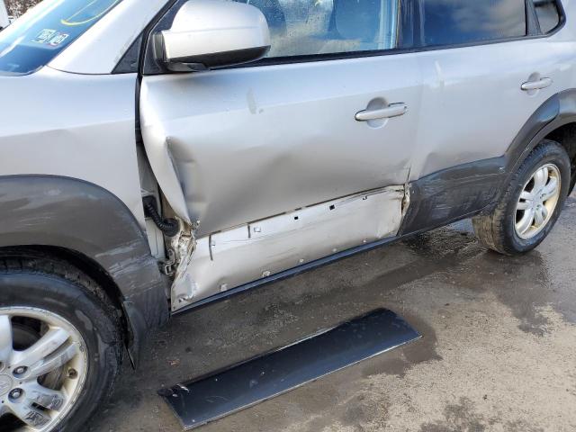 Photo 9 from auction – 2006 HYUNDAI TUCSON with VIN KM8JN72D06U290994