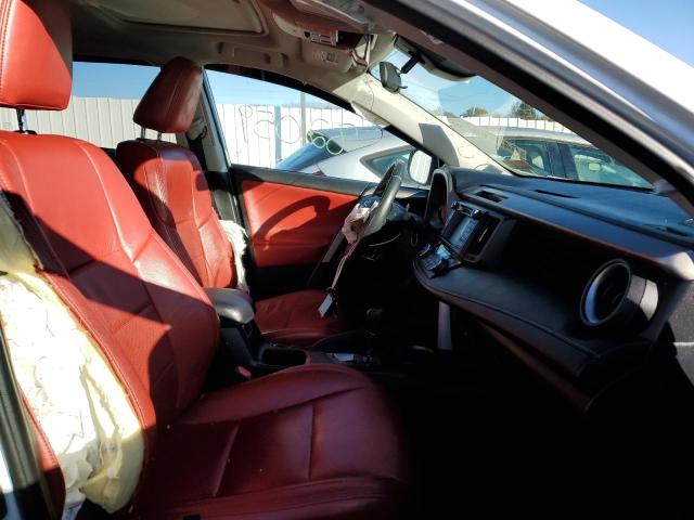 Photo 5 from auction – 2017 TOYOTA RAV4 XLE with VIN 2T3RFREV4HW681334