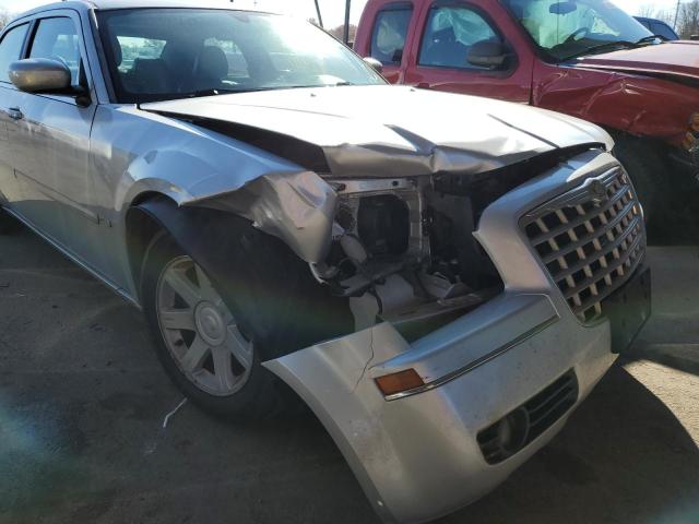 Photo 9 from auction – 2005 CHRYSLER 300 TOURIN with VIN 2C3JA53G85H575591