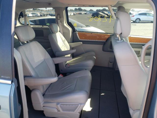Photo 6 from auction – 2010 CHRYSLER TOWN & COU with VIN 2A4RR7DX4AR449292