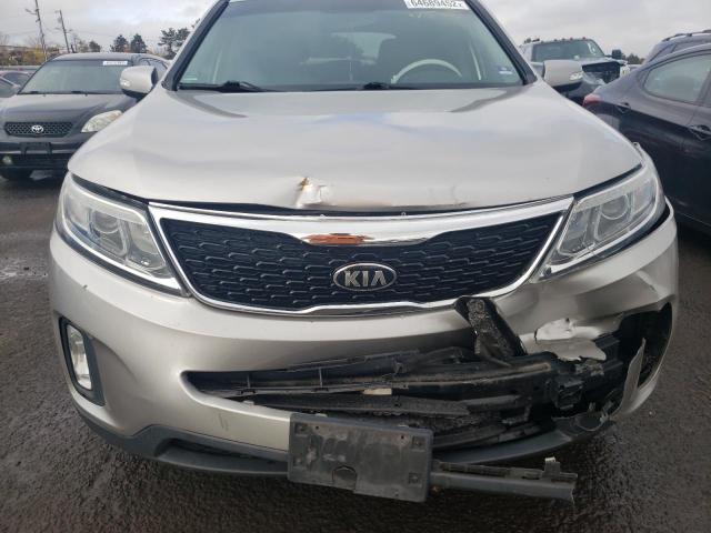 Photo 9 from auction – 2016 KIA SORENTO EX with VIN 5XYKUDA73EG531324