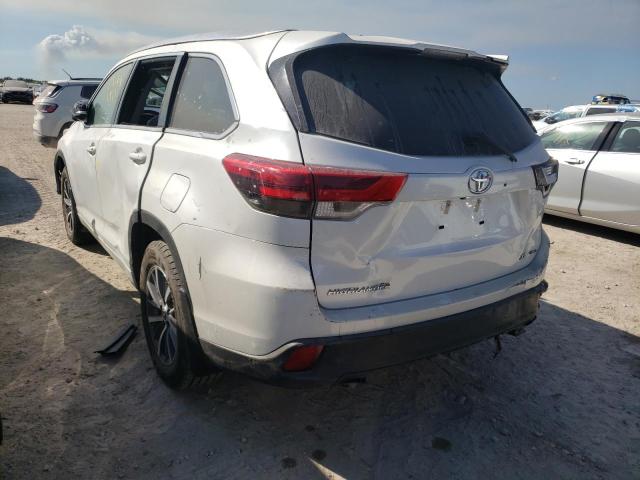 Photo 3 from auction – 2017 TOYOTA HIGHLANDER with VIN 5TDJZRFH1HS432441