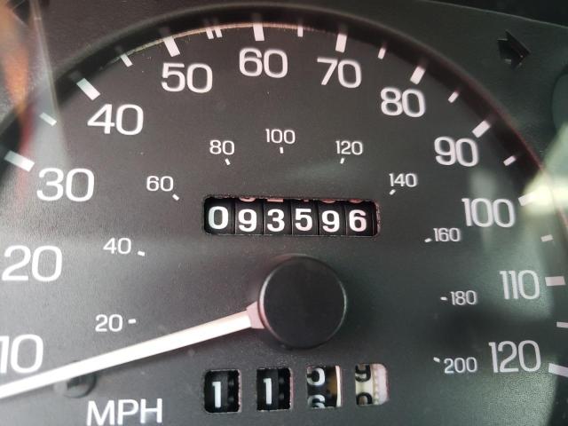 Photo 8 from auction – 1999 FORD ESCORT SE with VIN 1FAFP13P9XW282091