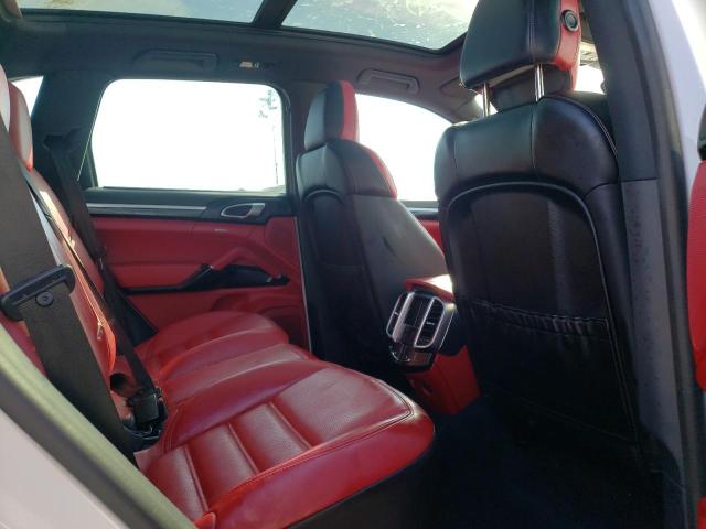 Photo 6 from auction – 2017 PORSCHE CAYENNE with VIN WP1AA2A22HKA90618