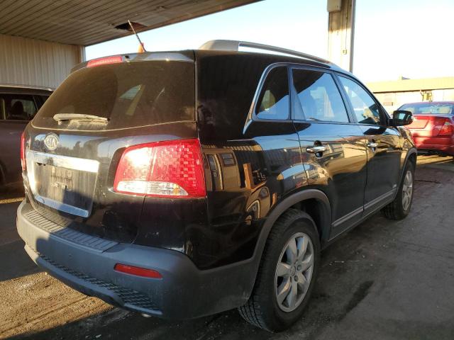 Photo 4 from auction – 2013 KIA SORENTO LX with VIN 5XYKTCA69DG325797