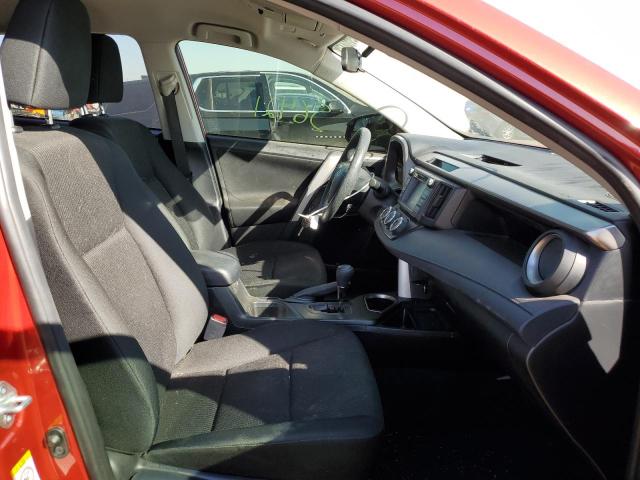 Photo 5 from auction – 2017 TOYOTA RAV4 LE with VIN JTMZFREV0HJ140702