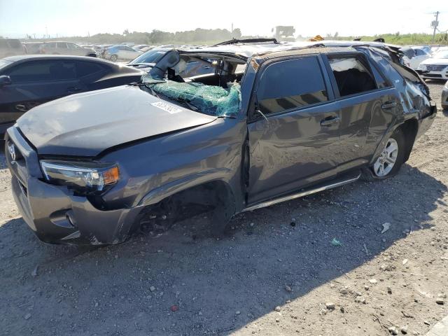 Photo 2 from auction – 2018 TOYOTA 4RUNNER SR with VIN JTEZU5JR2J5177137