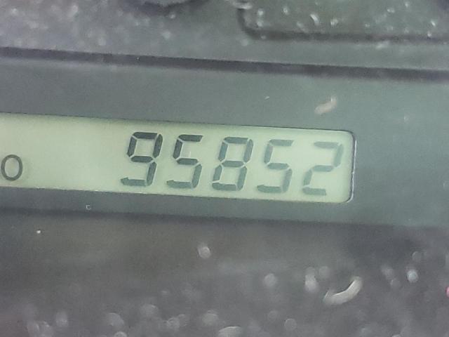 Photo 8 from auction – 2003 TOYOTA CAMRY LE with VIN 4T1BF30K53U559692