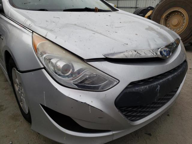 Photo 9 from auction – 2012 HYUNDAI SONATA HYB with VIN KMHEC4A42CA033744