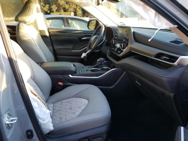 Photo 5 from auction – 2022 TOYOTA HIGHLANDER with VIN 5TDAARAH1NS511764
