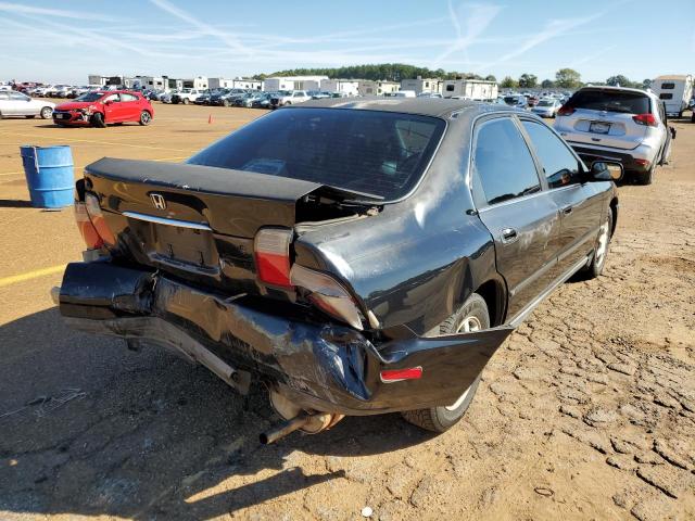 Photo 4 from auction – 1997 HONDA ACCORD with VIN 1HGCD5633VA207517