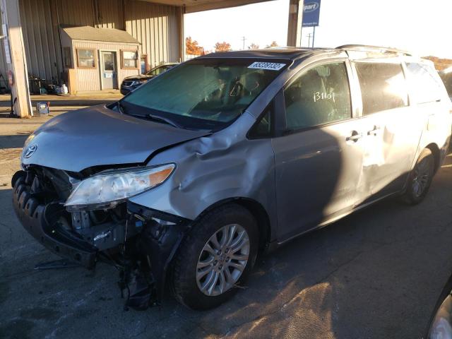Photo 9 from auction – 2014 TOYOTA SIENNA XLE with VIN 5TDYK3DC5ES443607
