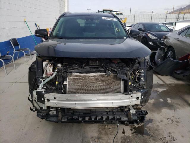 Photo 9 from auction – 2020 TOYOTA RAV4 XLE with VIN 2T3P1RFV0LC090528