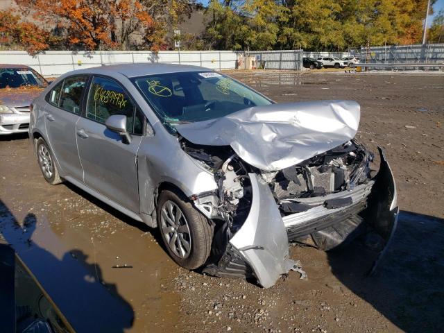 TOYOTA COROLLA LE 2020 with VIN 5YFEPRAE3LP043239 - Photo from auction