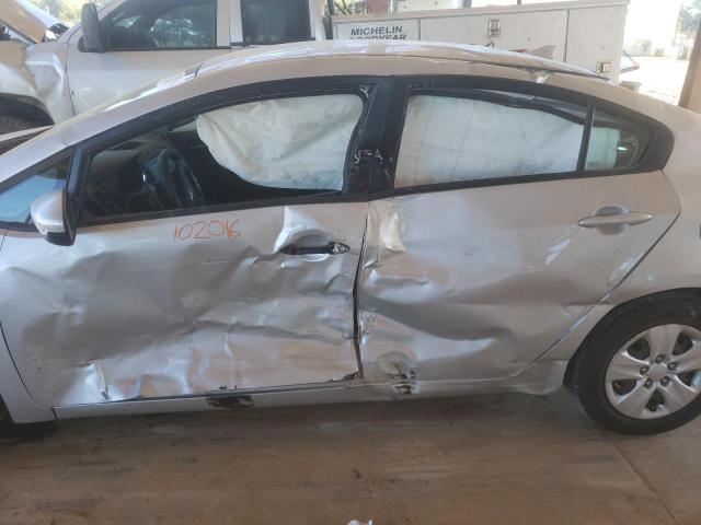 Photo 9 from auction – 2015 KIA FORTE LX with VIN KNAFK4A6XF5329439