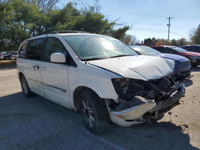 Photo 1 from auction – 2010 CHRYSLER TOWN & COU with VIN 2A4RR5DX9AR290922
